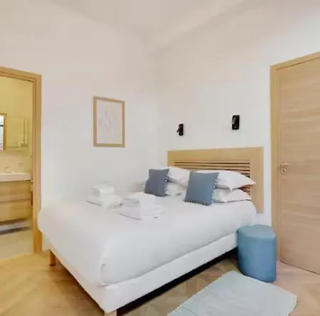 Spacious & Bright 2br 6 Guests Bastille شقة باريس